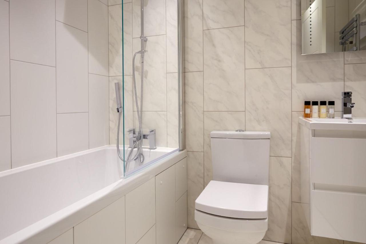 7Vh Virginia House, 31 Bloomsbury Way By City Living London Bagian luar foto